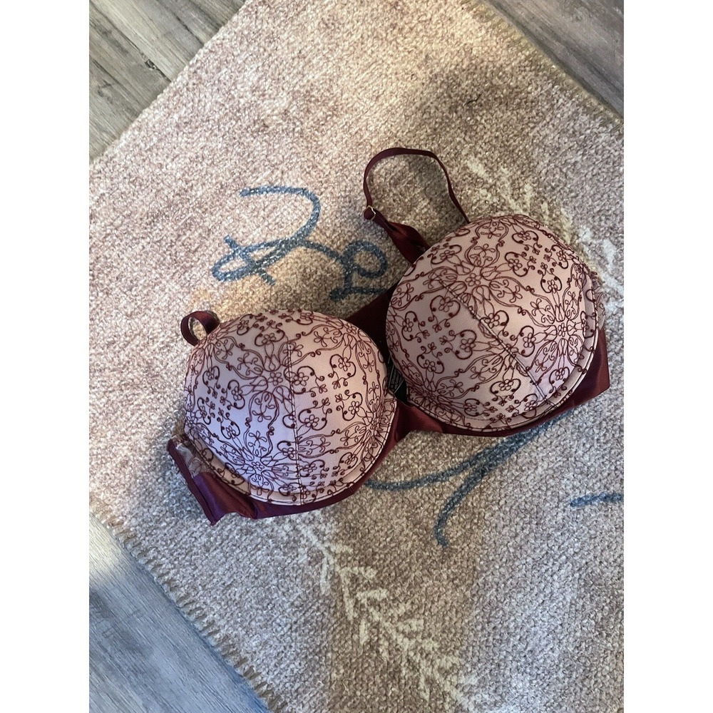 Victorias secret pushup bra plum floral Sexy lace Detail Intimates 36c NWOT